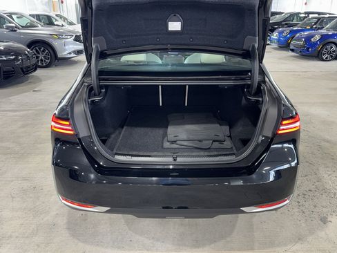 Used 2024 BMW 530i w/ Premium Package RWD image 13