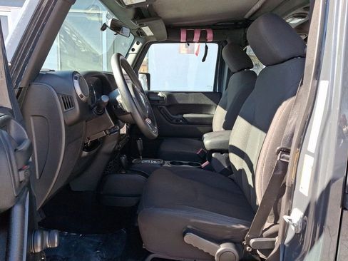 Used 2016 Jeep Wrangler Unlimited Sport image 13
