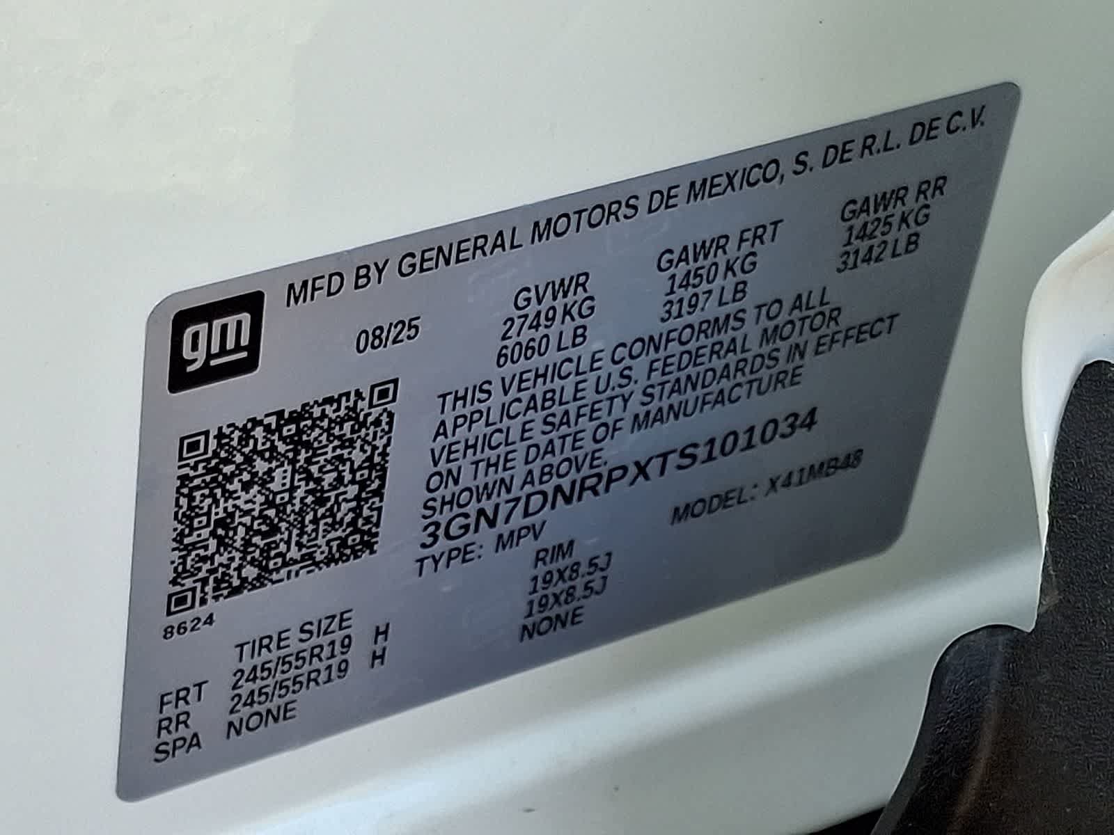 New 2026 Chevrolet Equinox EV LT FWD image 22