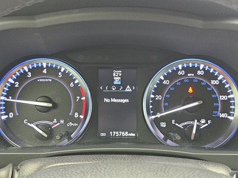 Used 2015 Toyota Highlander XLE FWD image 20