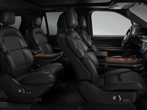 New 2026 Lincoln Navigator L Black Label AWD/4WD image 5