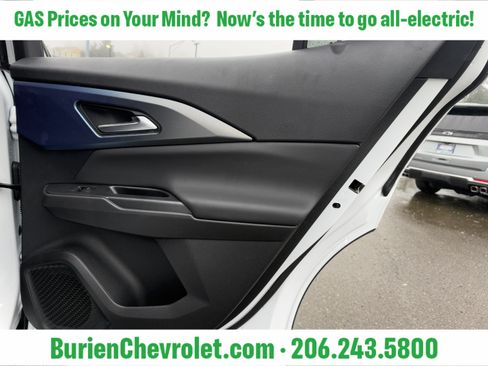 New 2026 Chevrolet Equinox EV LT FWD image 26