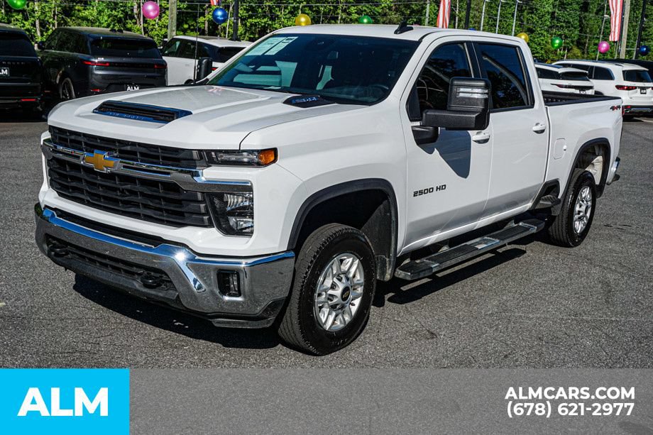 Used 2025 Chevrolet Silverado 2500 LT w/ Convenience Package AWD/4WD image 14