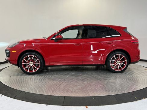Used 2022 Porsche Cayenne S image 4