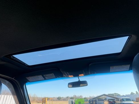 Used 2016 Ford F250 Lariat w/ Lariat Ultimate Package image 20