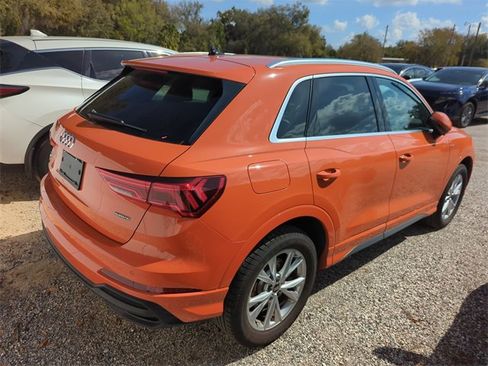 Used 2023 Audi Q3 2.0T Premium Plus image 2