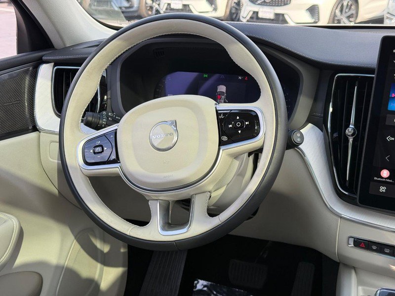 Used 2026 Volvo XC60 B5 Ultra w/ Climate Package PRO AWD/4WD image 13