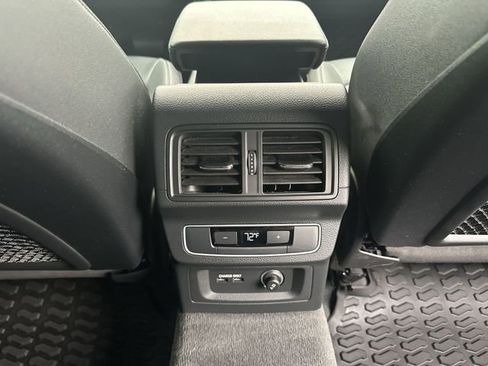 Used 2023 Audi Q5 2.0T Premium w/ Convenience Package AWD/4WD image 24