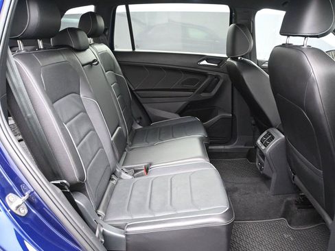 Used 2024 Volkswagen Tiguan SEL R-Line AWD/4WD image 19