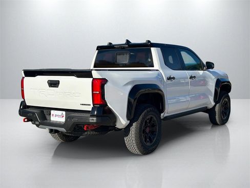 Used 2025 Toyota Tacoma TRD Pro image 5