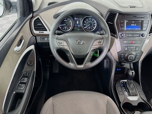 Used 2017 Hyundai Santa Fe Sport image 16