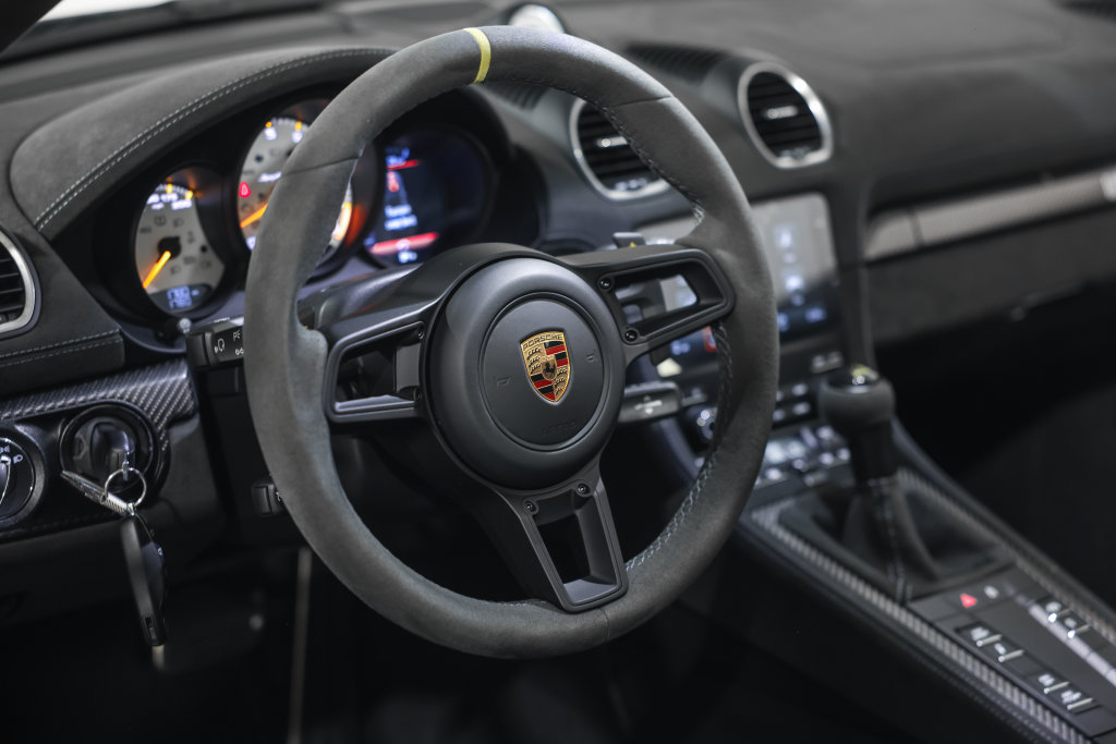 Used 2025 Porsche 718 Boxster Spyder RS RWD image 35