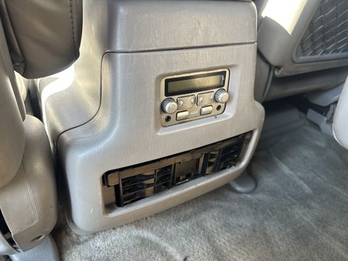 Used 2003 Toyota Land Cruiser AWD/4WD image 28