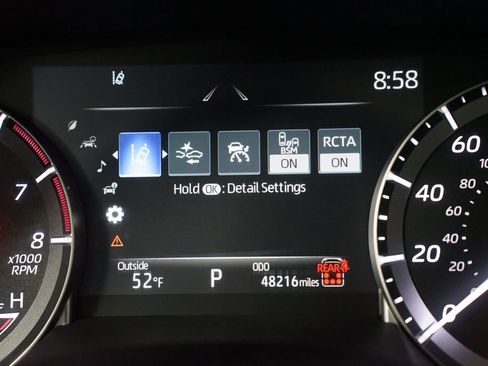 Certified 2024 Toyota Highlander XLE image 16