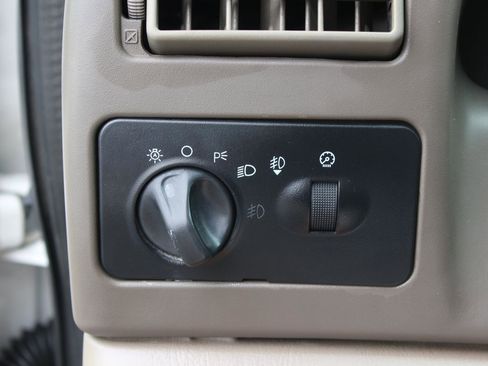 Used 2004 Ford F350 Lariat image 28