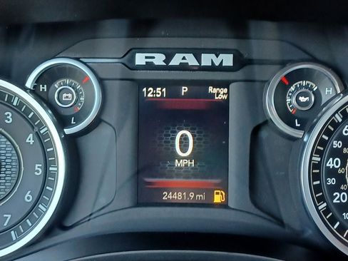 Used 2025 RAM 1500 Big Horn AWD/4WD image 15