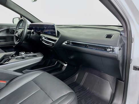 Used 2025 Cadillac Lyriq Sport w/ LPO, Floor Liner Package AWD/4WD image 30