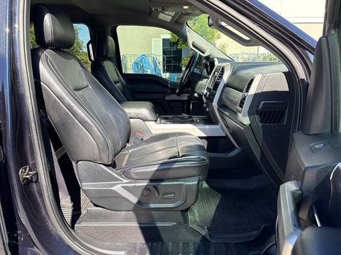 Used 2021 Ford F250 Lariat w/ Lariat Ultimate Package AWD/4WD image 6