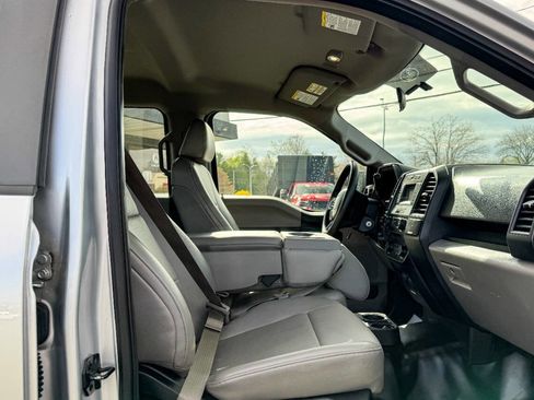 Used 2017 Ford F150 XL w/ Equipment Group 101A Mid image 12