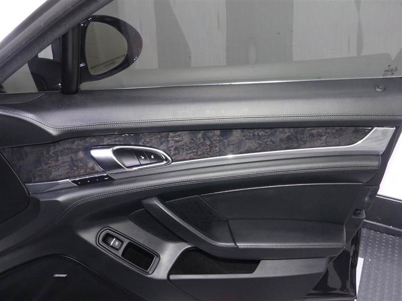 Used 2015 Porsche Panamera Turbo Executive AWD/4WD image 18