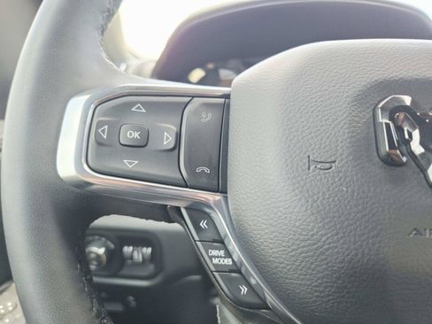 Used 2025 RAM 1500 Laramie AWD/4WD image 22