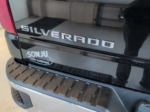 Used 2022 Chevrolet Silverado 1500 LT w/ Fleet Comfort Package AWD/4WD image 26