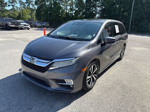 Used 2019 Honda Odyssey Elite image 4