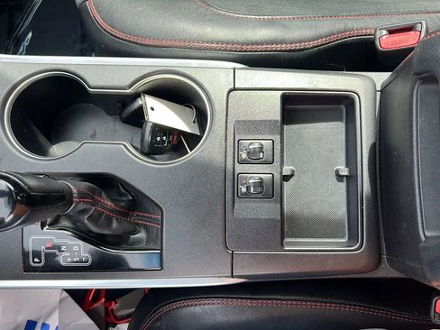 Used 2015 Toyota Camry XSE w/ Advanced Technology Package image 25