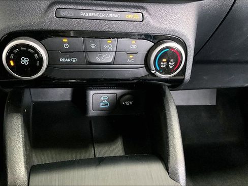 Used 2022 Ford Escape SE AWD/4WD image 15