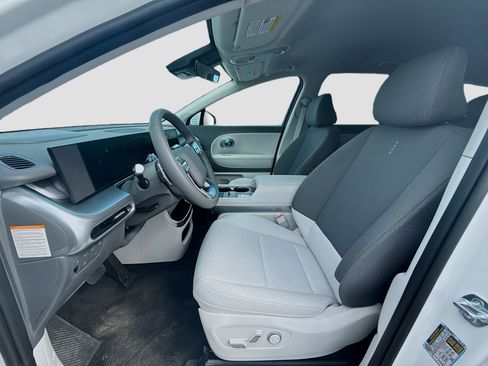 New 2026 Hyundai Ioniq 9 SE AWD/4WD image 14