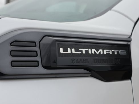 Used 2024 GMC Sierra 3500 Denali Ultimate AWD/4WD image 34