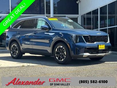 Used 2025 Kia Sorento S w/ Panoramic Sunroof Package