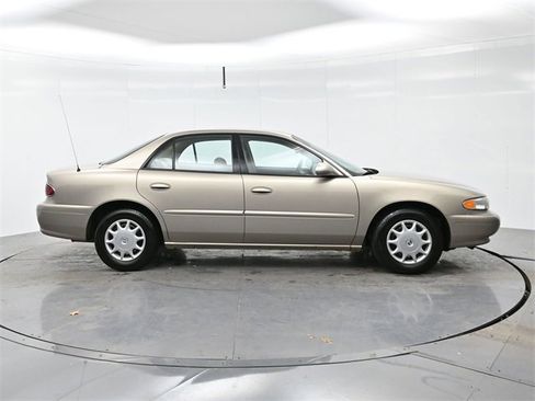 Used 2003 Buick Century Custom w/ Preferred Equipment Group 1SB image 8