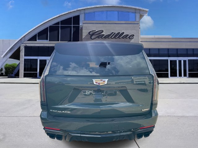 Used 2025 Cadillac Escalade ESV V AWD/4WD image 5