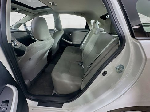 Used 2014 Toyota Prius Three w/ Solar Roof Package image 25