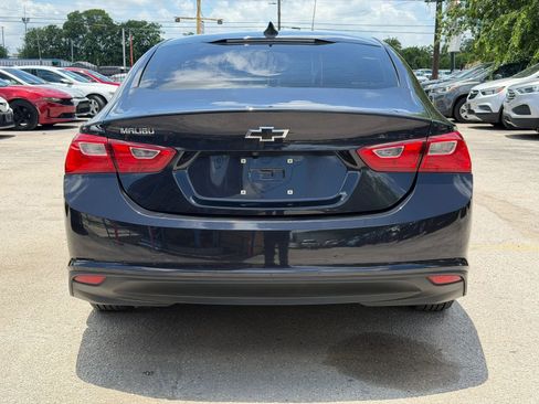 Used 2022 Chevrolet Malibu LS FWD image 9