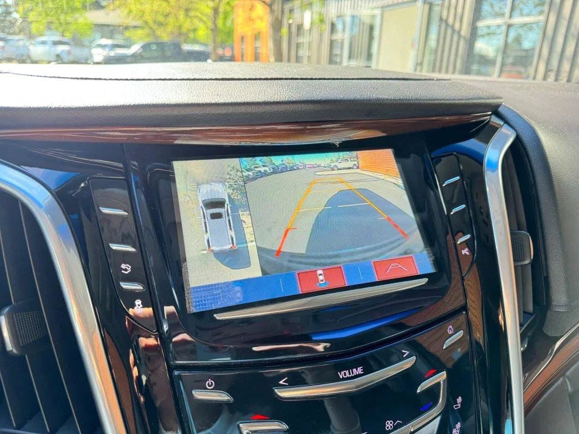 Used 2019 Cadillac Escalade ESV Premium Luxury AWD/4WD image 18