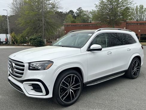 New 2026 Mercedes-Benz GLS 450 4MATIC image 4
