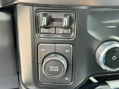 Used 2023 Ford F250 Lariat image 21