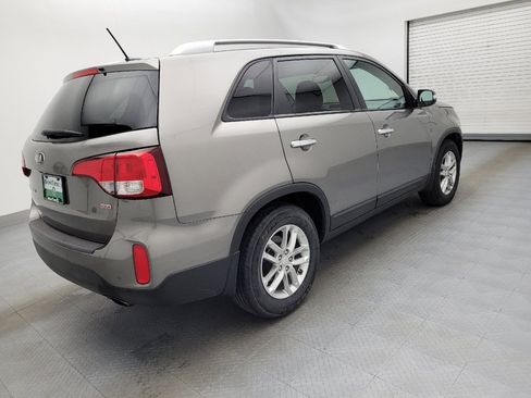 Used 2014 Kia Sorento LX w/ LX V6 Convenience Package FWD image 10
