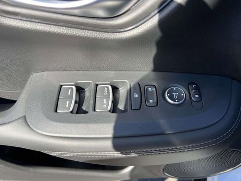 Used 2023 Honda HR-V EX-L image 15