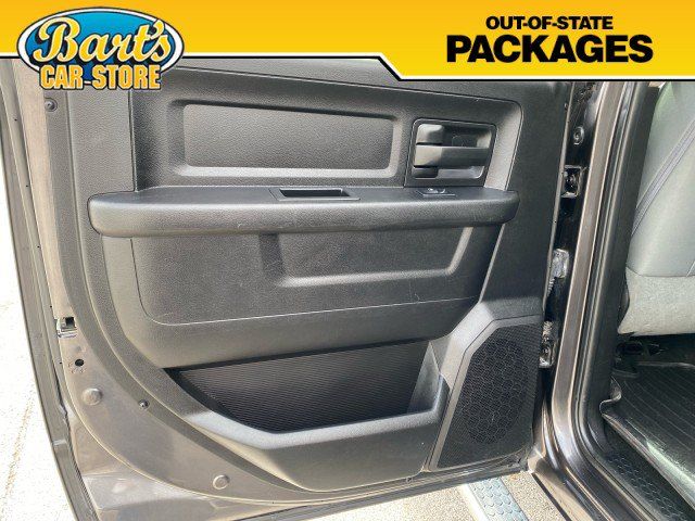 Used 2017 RAM 2500 Tradesman w/ Chrome Appearance Group AWD/4WD image 17