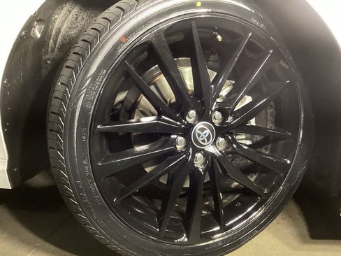 Used 2022 Toyota Camry XSE image 7