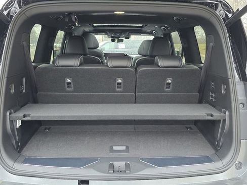 New 2026 INFINITI QX80 Autograph w/ Premium Cargo Package image 23