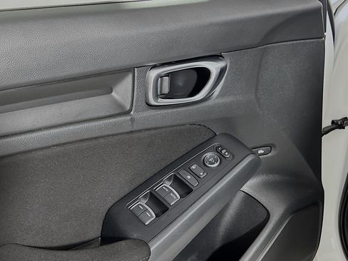 Used 2023 Honda Civic Sport image 17