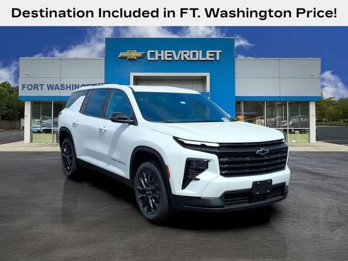 New 2026 Chevrolet Traverse LT w/ Midnight/Sport Edition FWD image 1