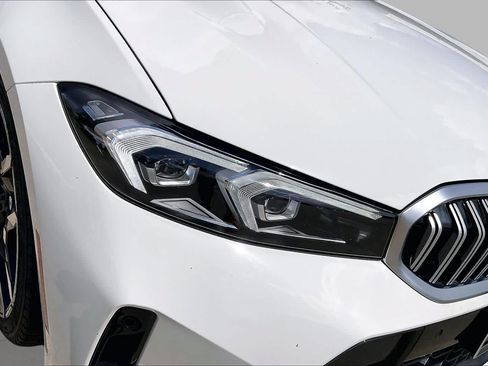 Used 2026 BMW 330i Sedan RWD image 25