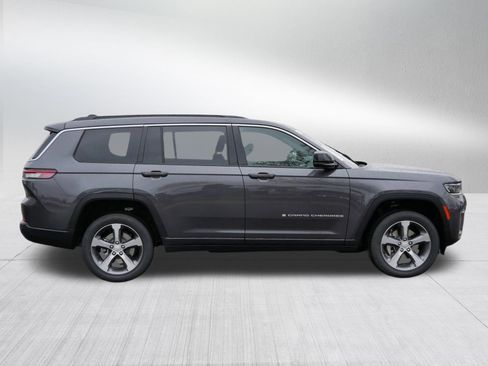 New 2026 Jeep Grand Cherokee L Limited AWD/4WD image 8