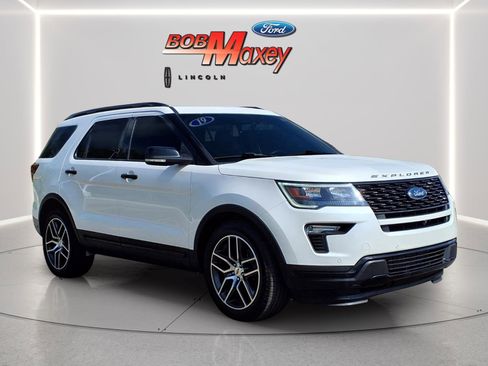 Used 2019 Ford Explorer Sport w/ Equipment Group 401A AWD/4WD image 3