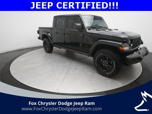 Used 2024 Jeep Gladiator Sport image 13